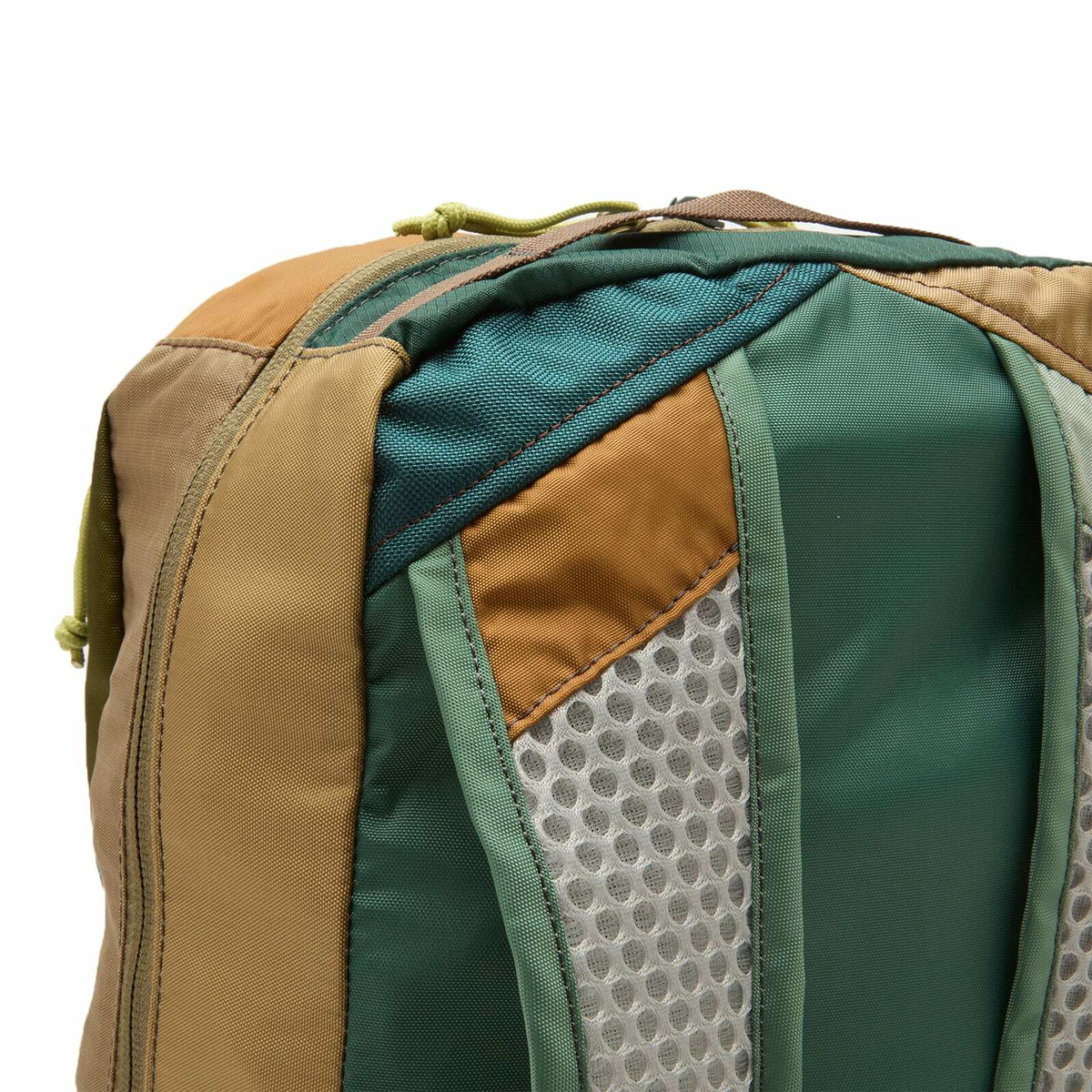 Cotopaxi Batac 16L Backpack in Del Dia Earth 