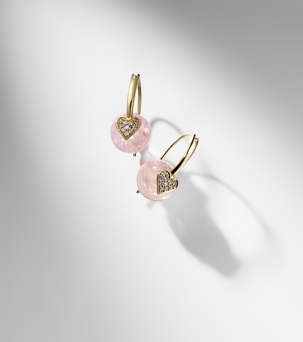 Sydney Evan 14kt gold (585/1000) earrings with diamonds and morganites