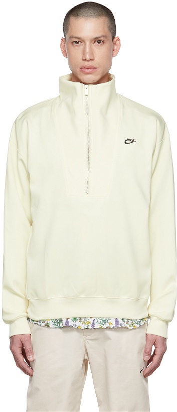 Photo: Nike Yellow Sportswear Circa Sweater
