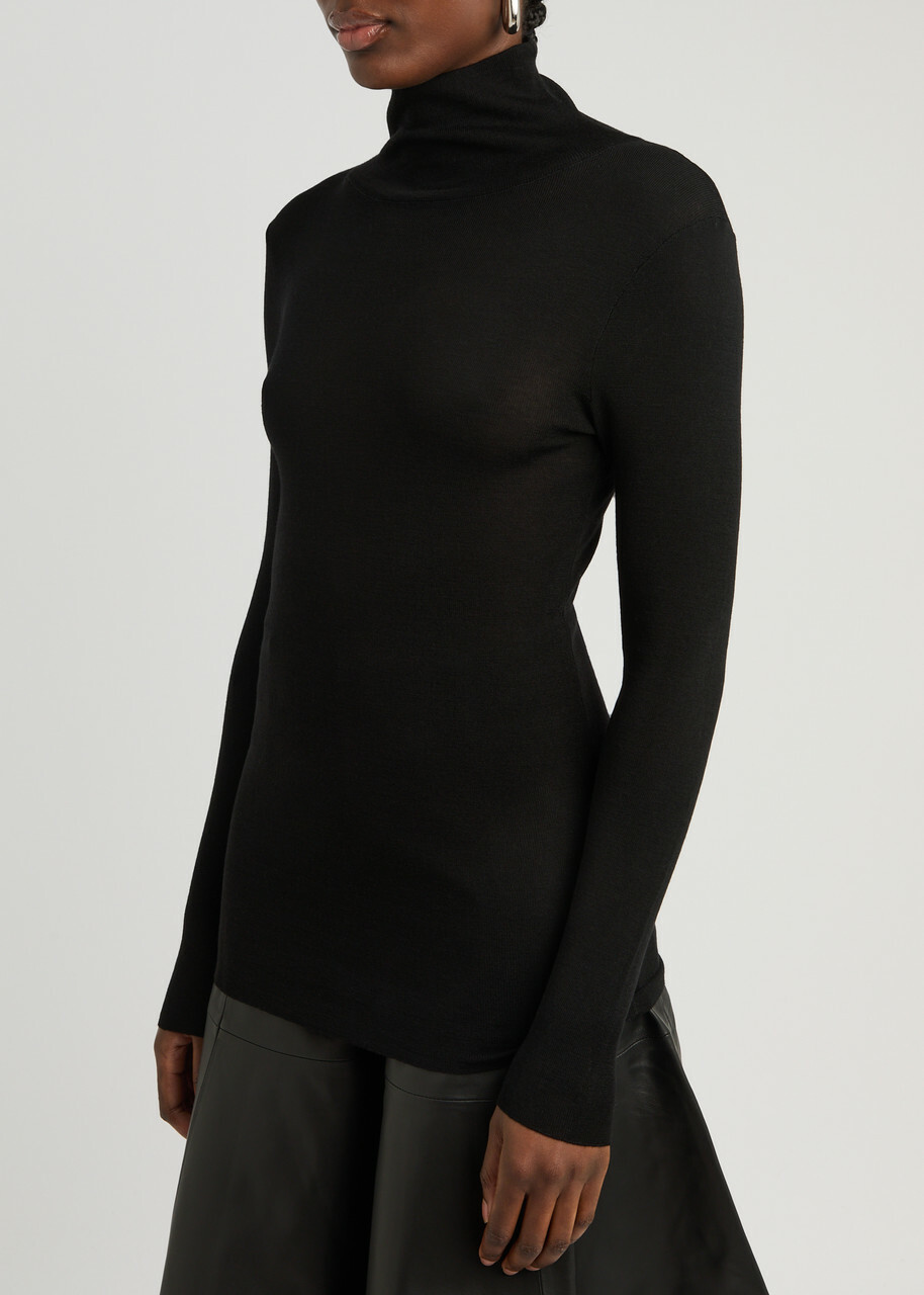 Aexae Wool top Black