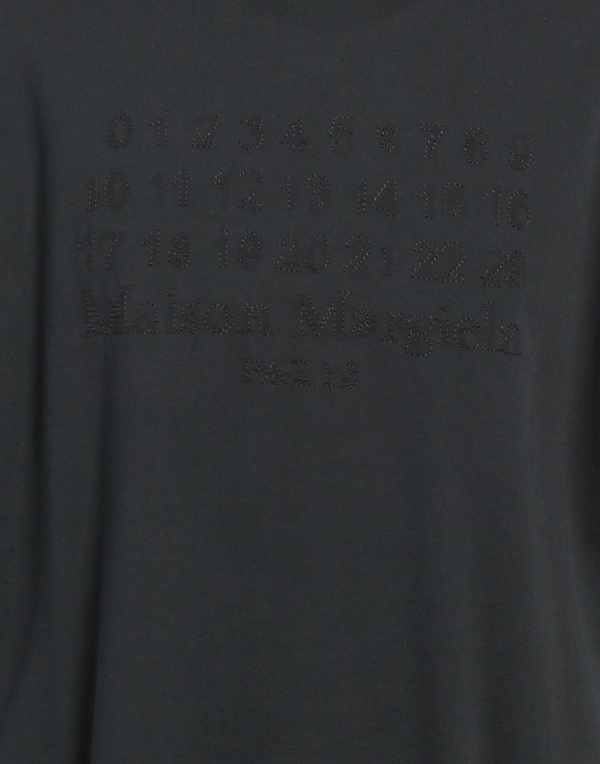 Maison Margiela Mens T-shirt in Black