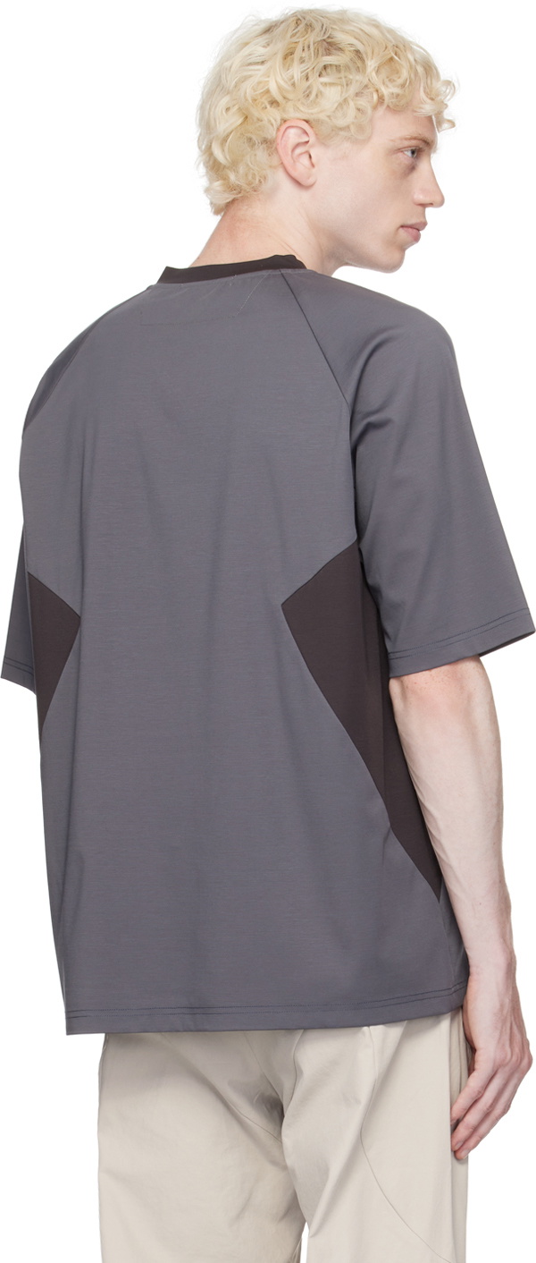 Uncertain Factor Gray Nose Tackle T-Shirt