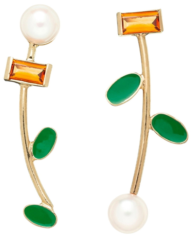 Photo: Aliita Petalos Flor Earrings