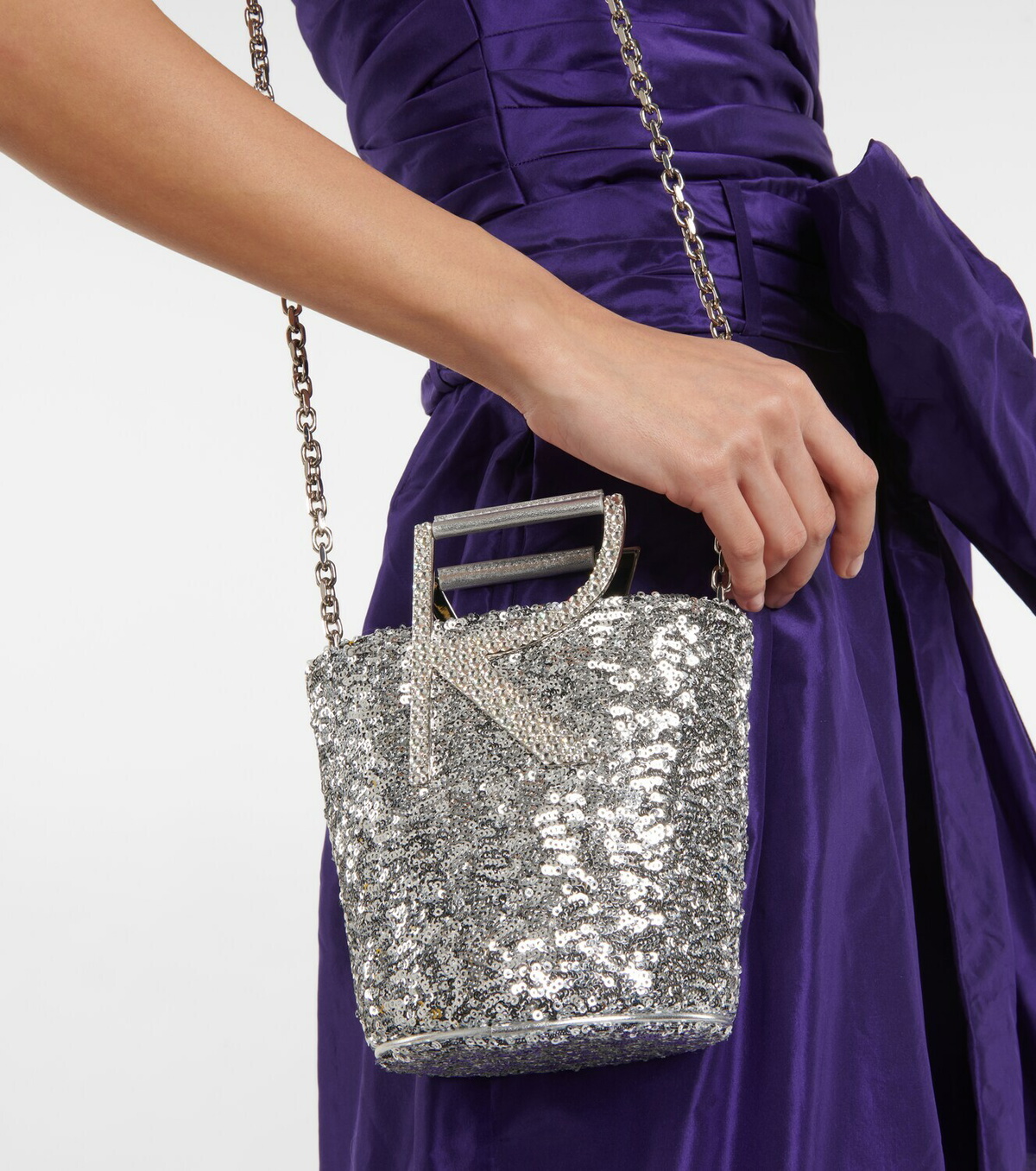 【関税&送料込】Roger Vivier Bv Mini Strass Babies Dec 25 Roger Vivier RV Strass Mini embellished bucket bag Roger Vivier