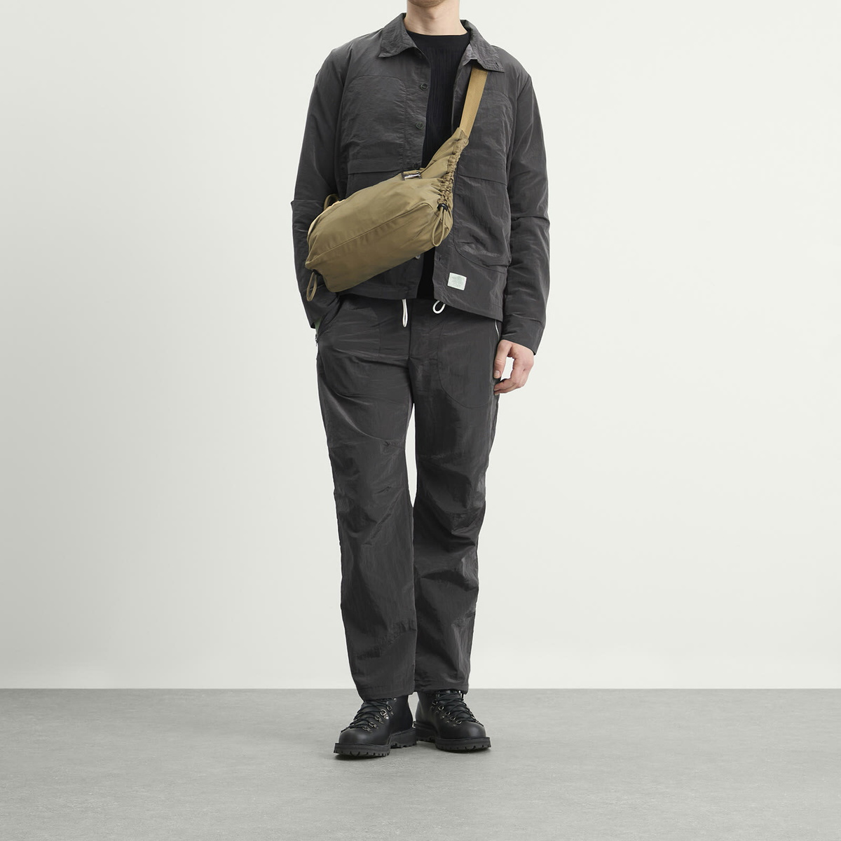 Ranra Men's Wilder Shiny Nylon Cargo Pants in Peat