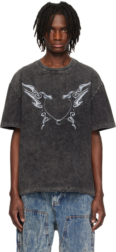 Photo: KUSIKOHC Gray Heart T-shirt