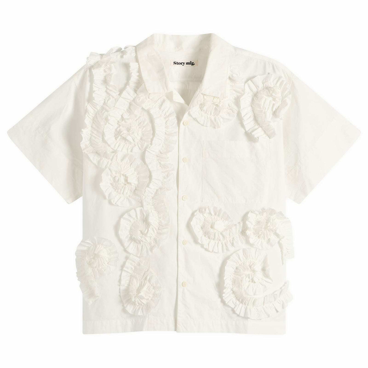 Story mfg. Women's Hand Applique Greetings Shirt in Ecru Fossil