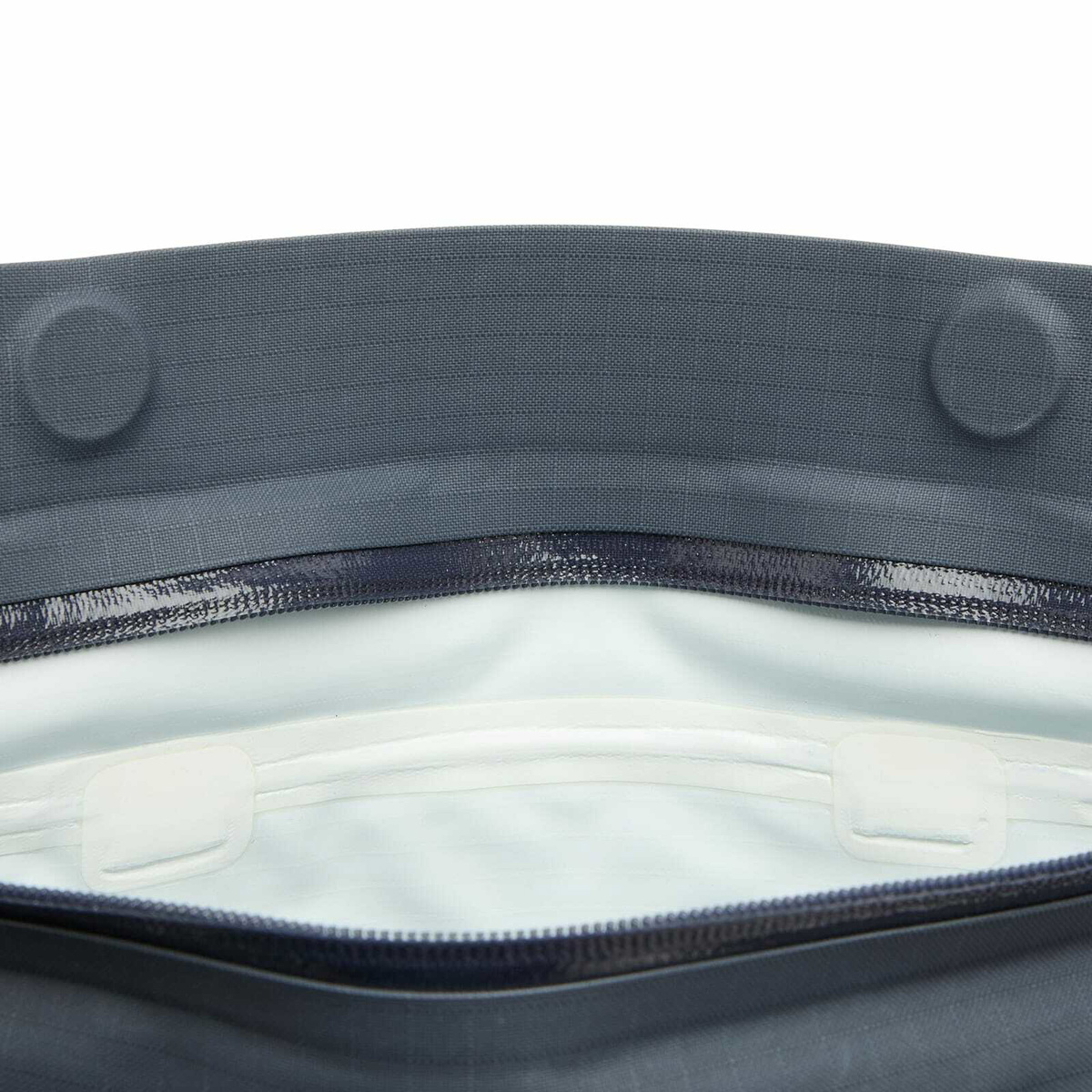 Arc'teryx Men's Granville Shoulder Bag in Dark Stratus 