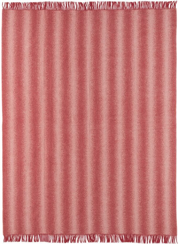 Photo: Schneid Studio Burgundy Tide Blanket