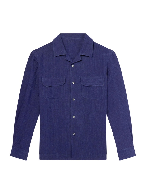 Photo: Thom Sweeney - Linen Shirt - Blue
