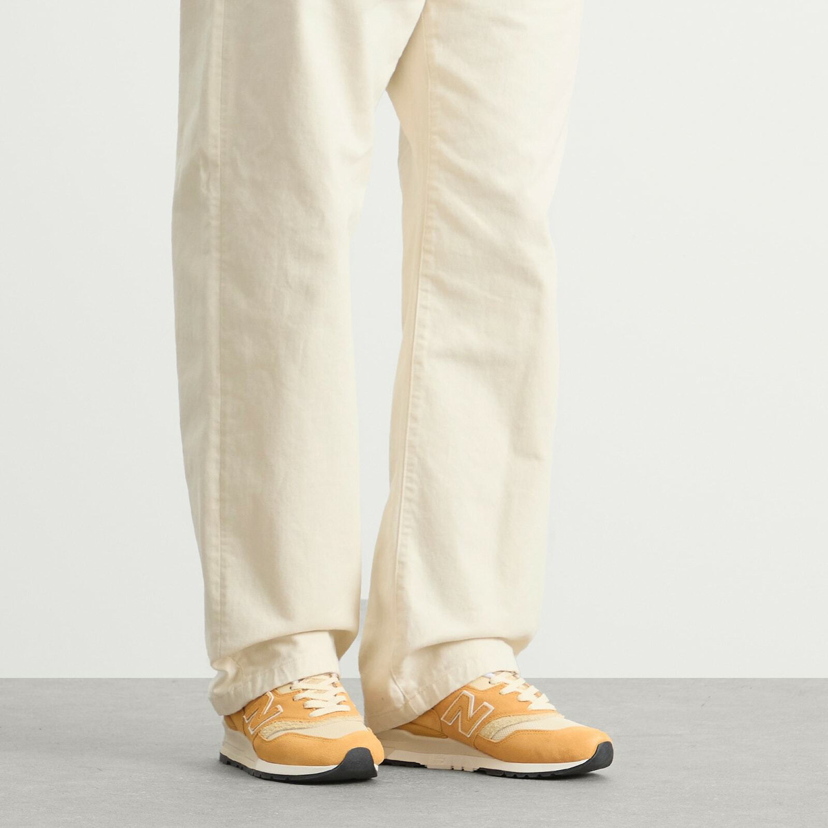 New Balance 997 Sneaker in Dried Arpricot