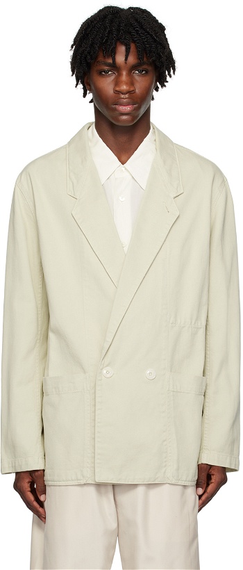 Photo: LEMAIRE Off-White Double-Breasted Denim Blazer