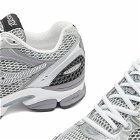 Saucony Men's Progrid Triumph 4 Sneakers in Grey/Silver