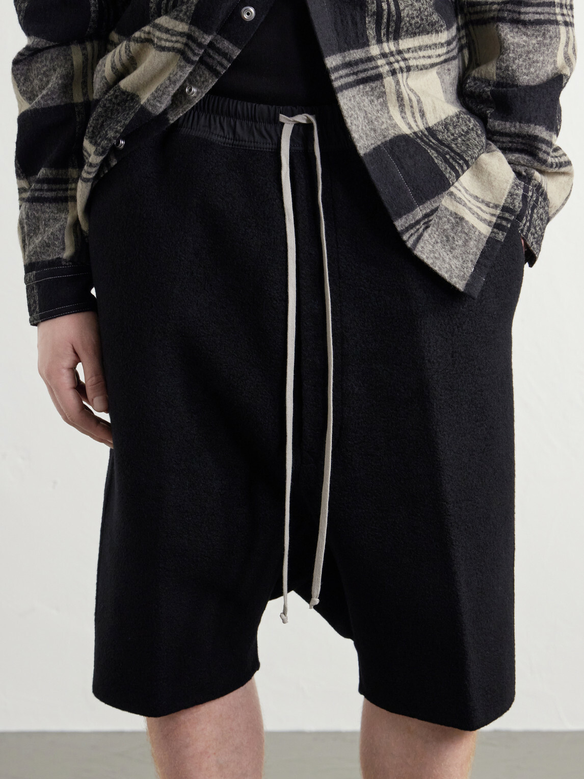 Rick Owens - Rick's Pods Straight-Leg Cashmere Drawstring Shorts - Black