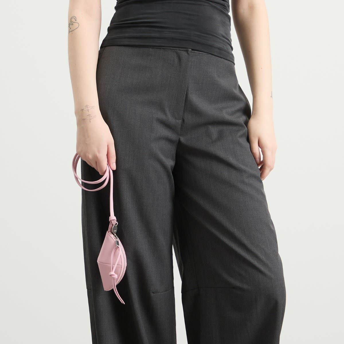 Jil Sander Women's Small Curve Pouch in Neon Rose 