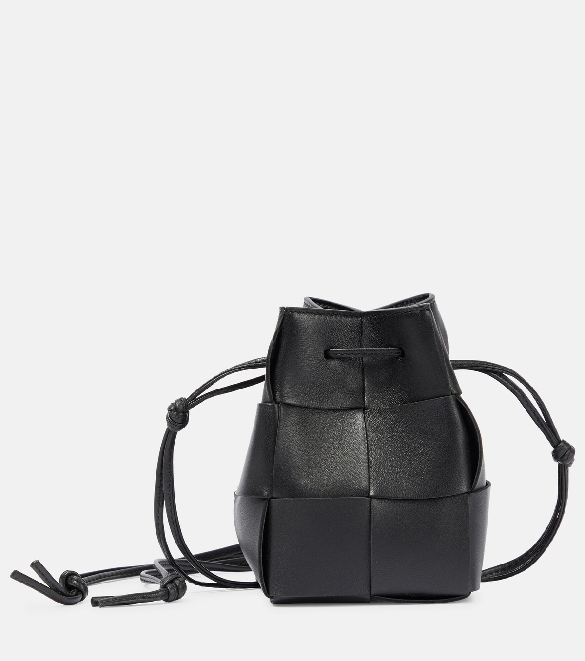 ショルダーバッグ・ポシェット BOTTEGA VENETA CASSETTE BUCKET BAG BOTTEGA VENETA CASSETTE BUCKET BAG (BOTTEGA VENETA