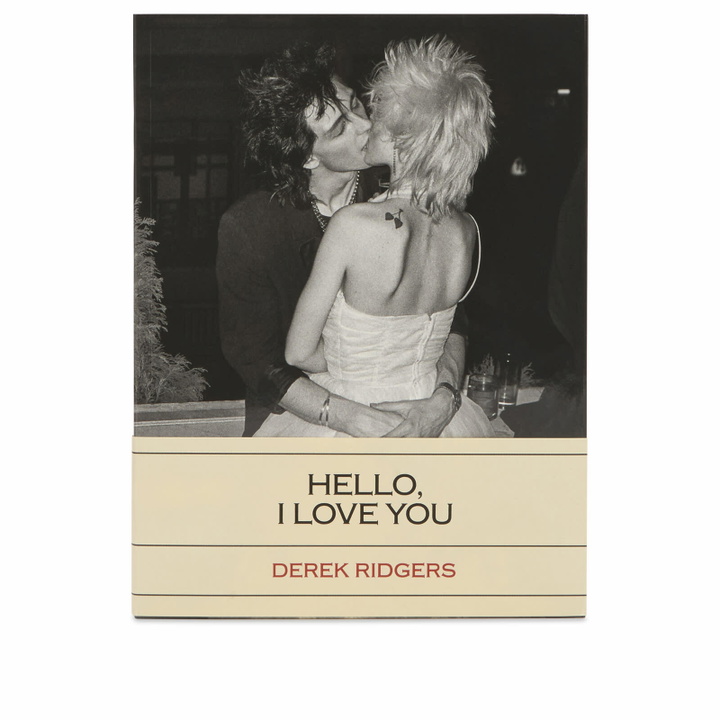 Photo: IDEA Derek Ridgers Hello, I Love You in Beige 