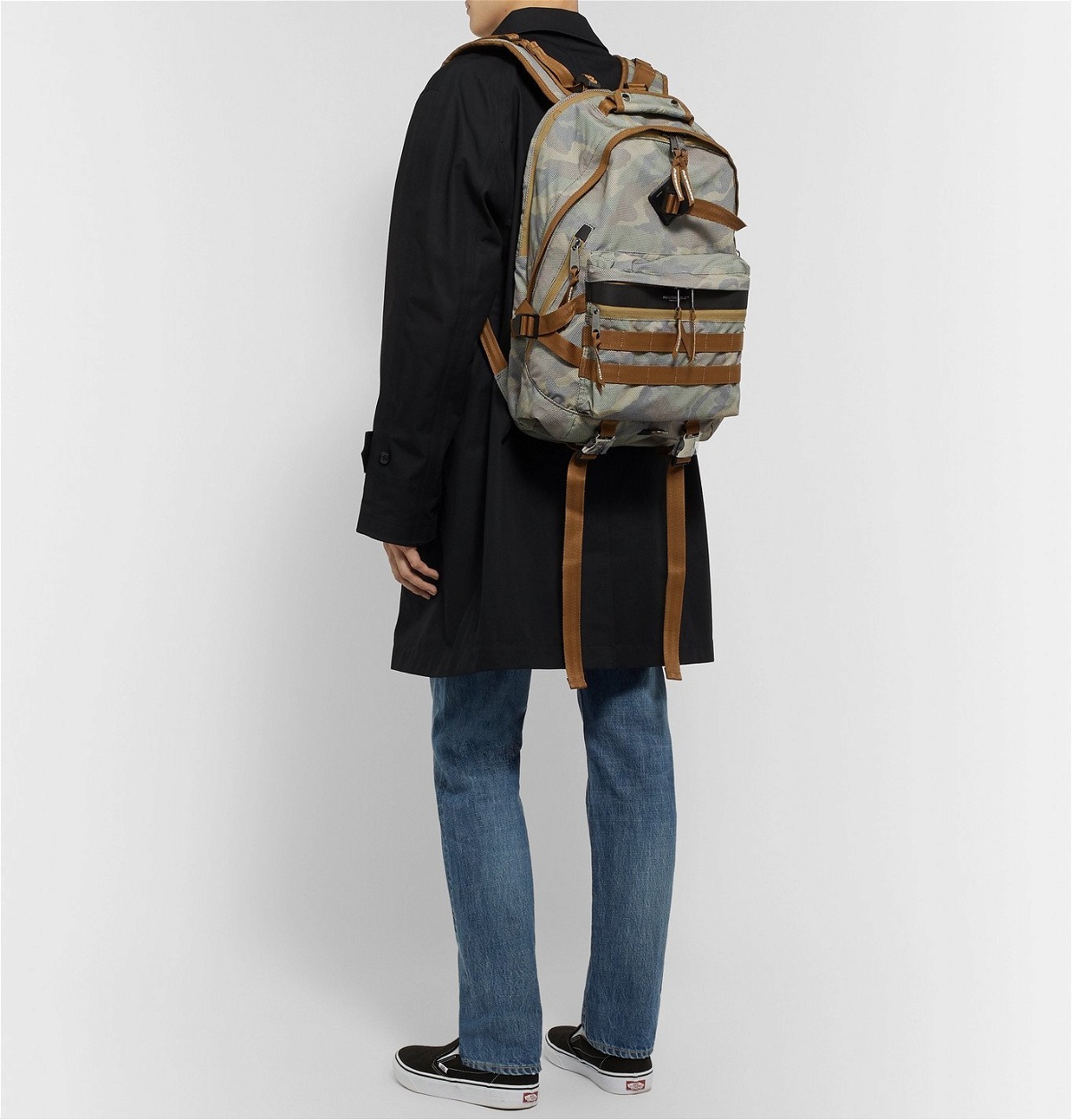 Indispensable - Fusion Camouflage-Print Mesh Backpack - Gray Indispensable