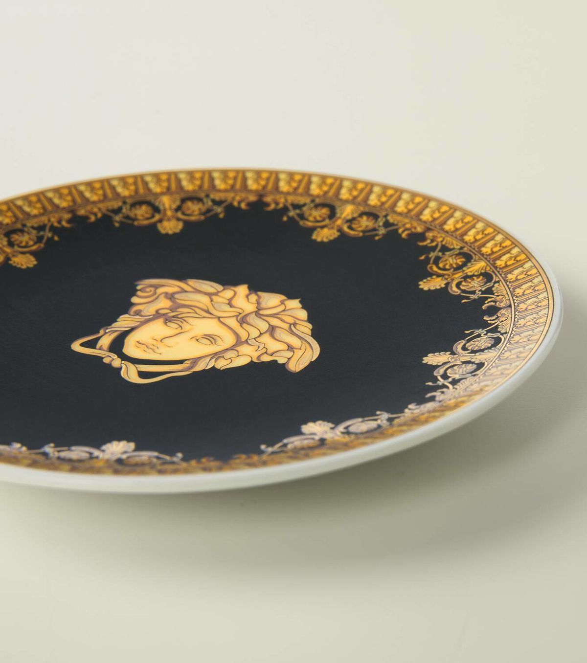 Versace Home I Heart Baroque plate