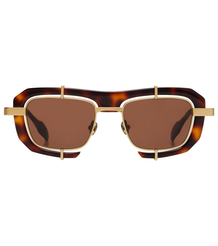Photo: JW Anderson Rectangular sunglasses
