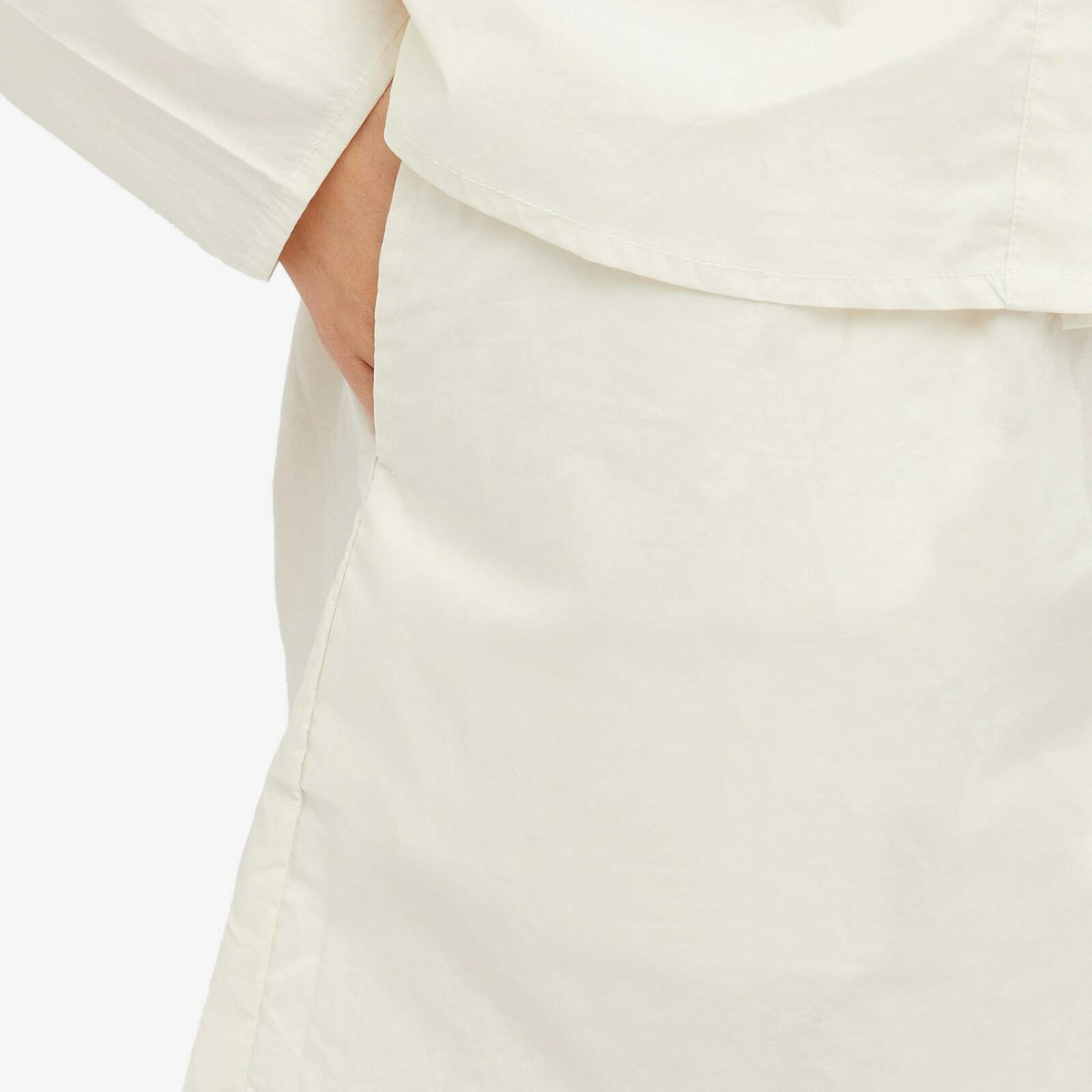 Deiji Studios Women's Mid Short in Off White