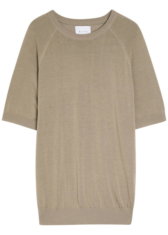 Photo: Raith Riera Knit T-shirt Sand