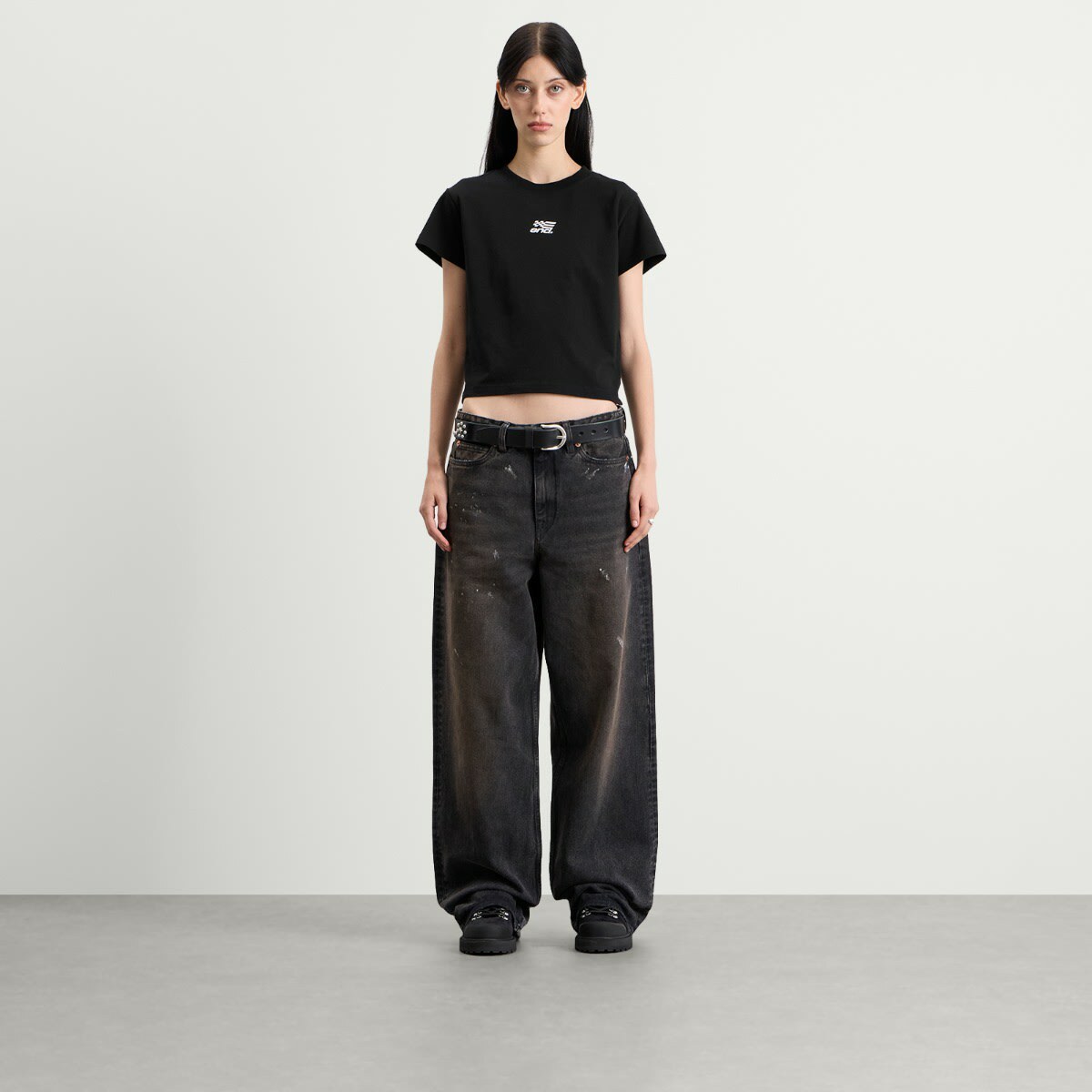 END. Women's Drift Baby T-Shirt in Black
