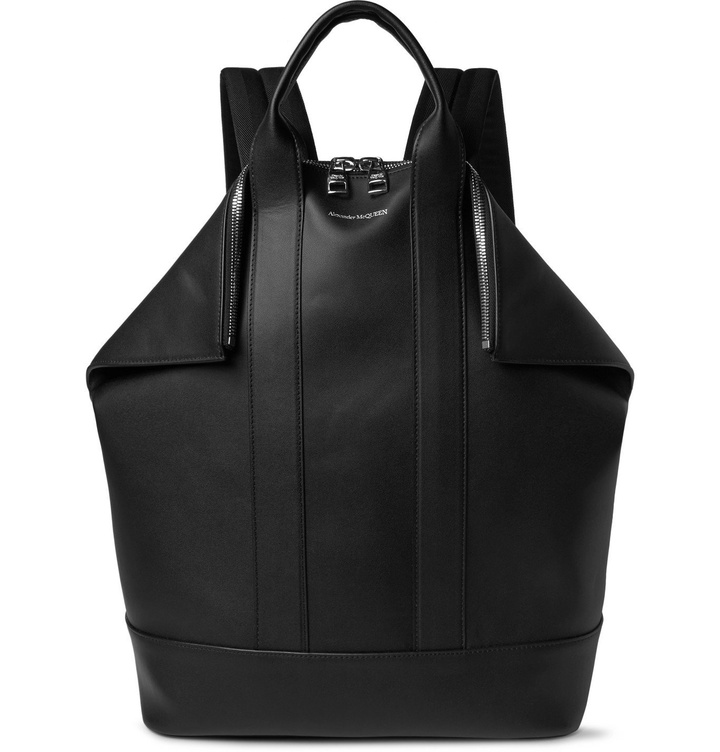 Photo: Alexander McQueen - De Manta Leather Convertible Tote Bag - Black