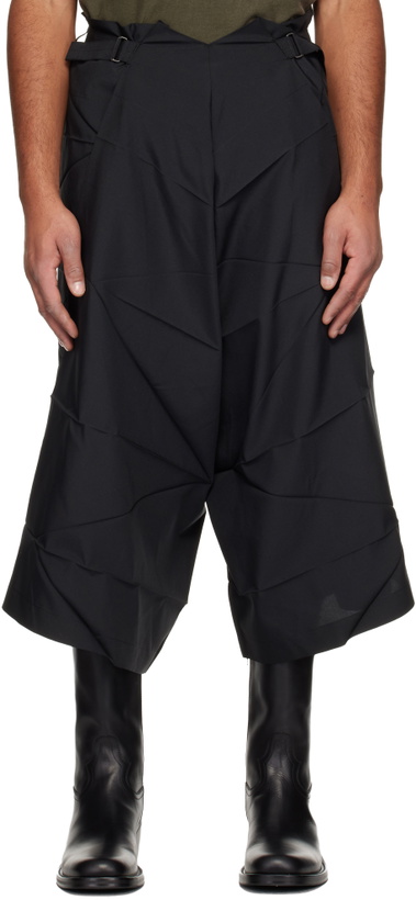 Photo: 132 5. ISSEY MIYAKE Black No. 2 Trousers
