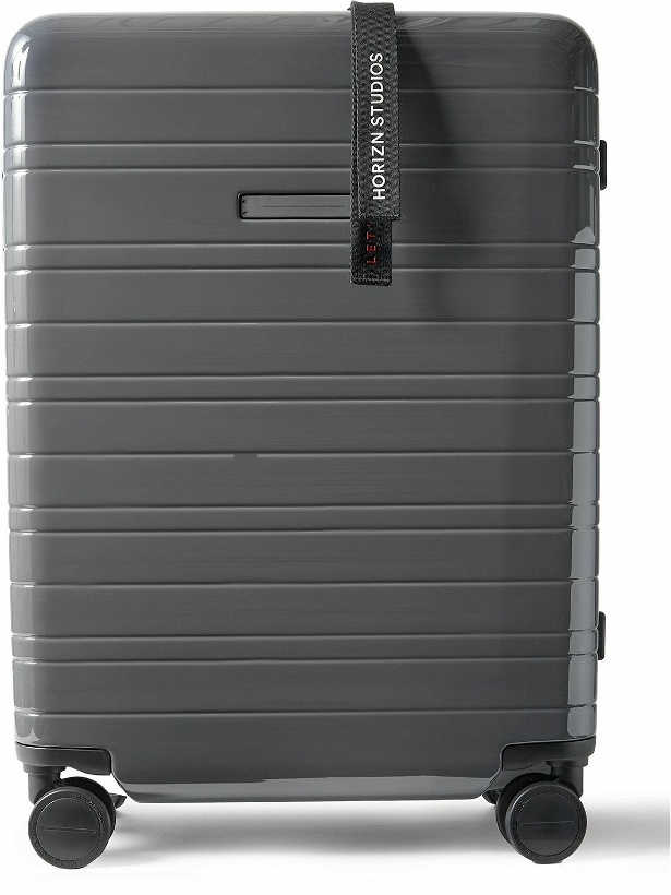 Photo: Horizn Studios - H6 Essential 64cm Polycarbonate Suitcase