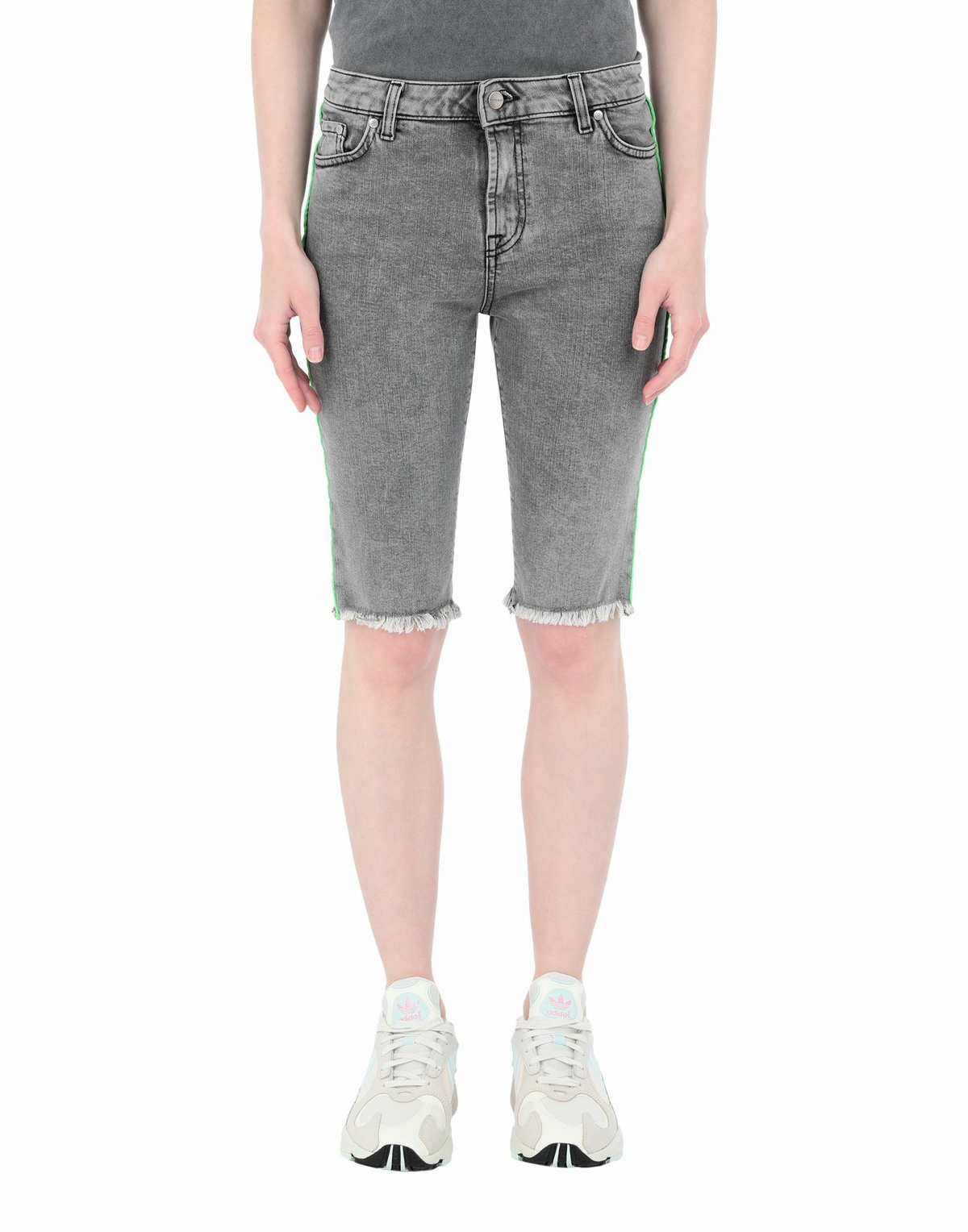 Represent Denim Riding Skirt Womens Denim shorts in Grey