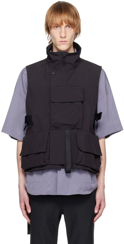 Photo: meanswhile Black Body Armor Vest