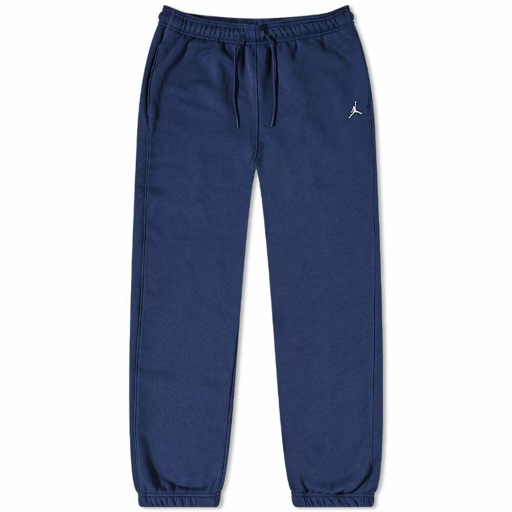 Photo: Air Jordan Men's Essential Fleece Sweat Pant in Midnight Navy/White