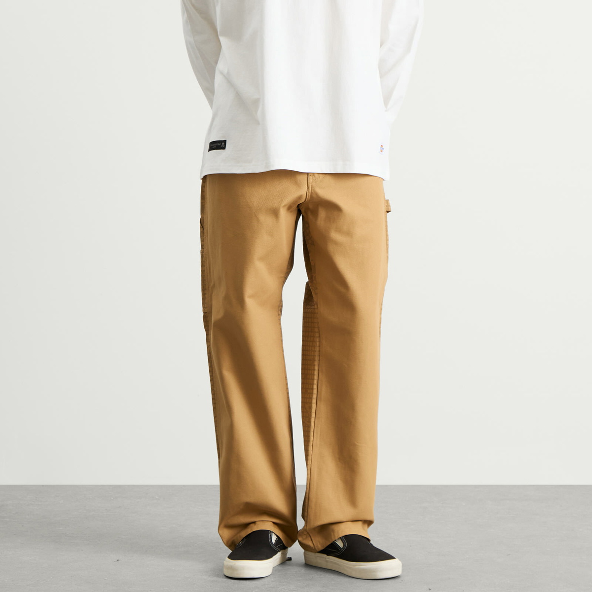 MASTERMIND WORLD Men's x Dickies Duck Carpenter Pant in Camel
