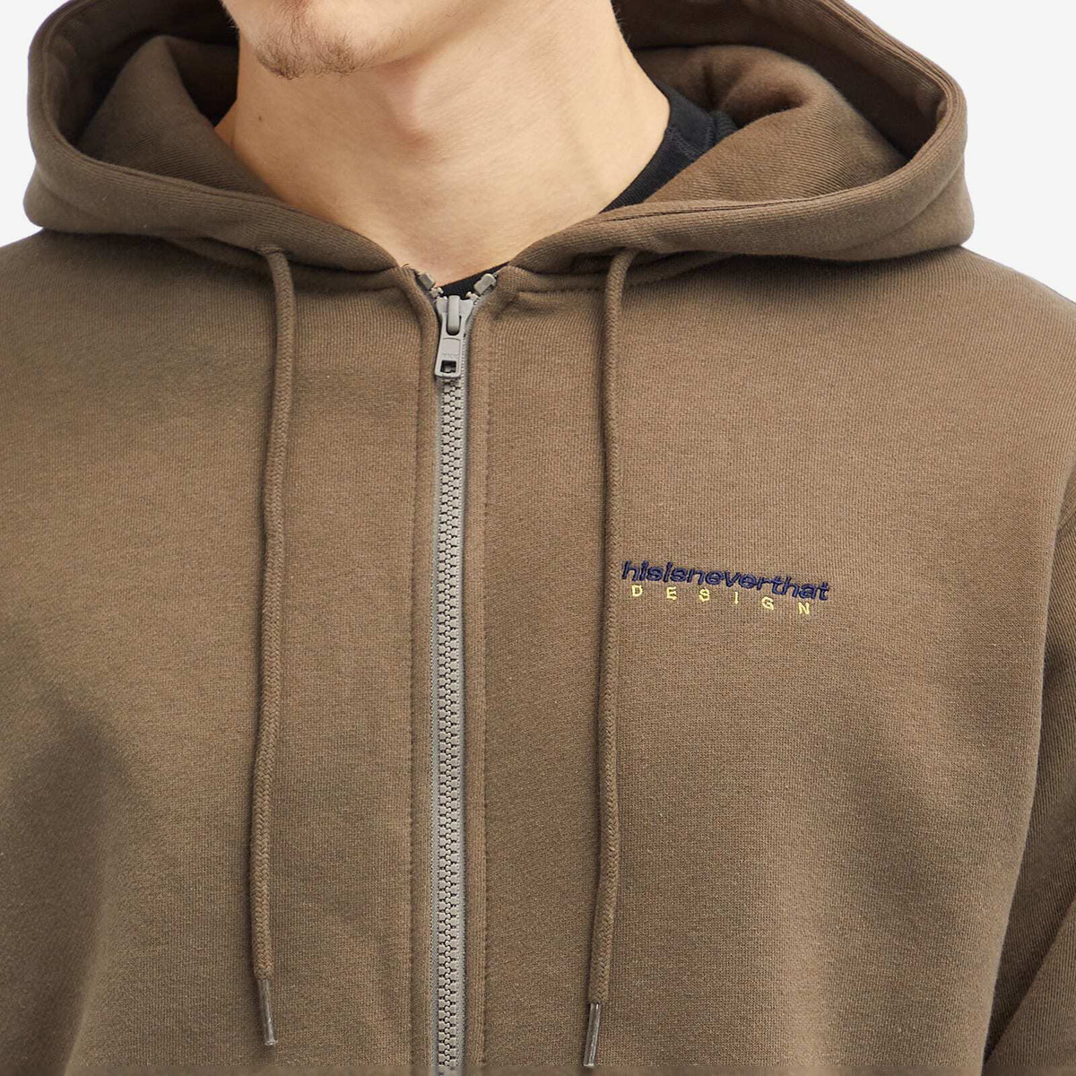 【THISISNEVERTHAT】DSN-Logo Zip Up Hoodie Brown DSN-LogoZipUpHoodie-Brown1.png
