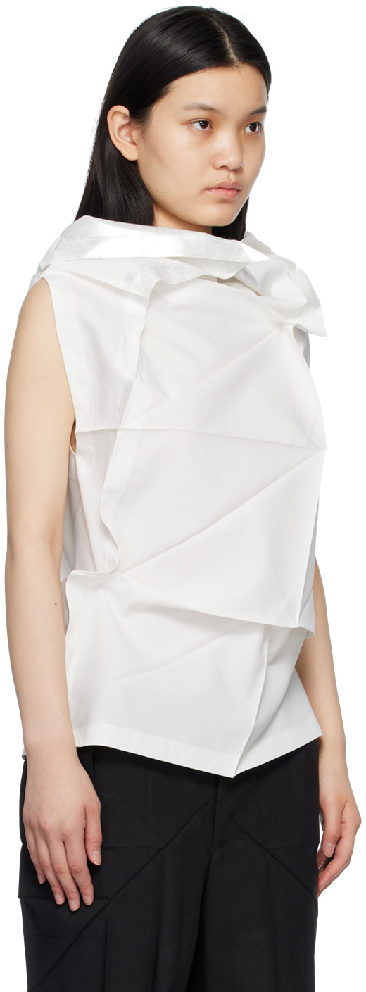 132 5. ISSEY MIYAKE White Standard Blouse