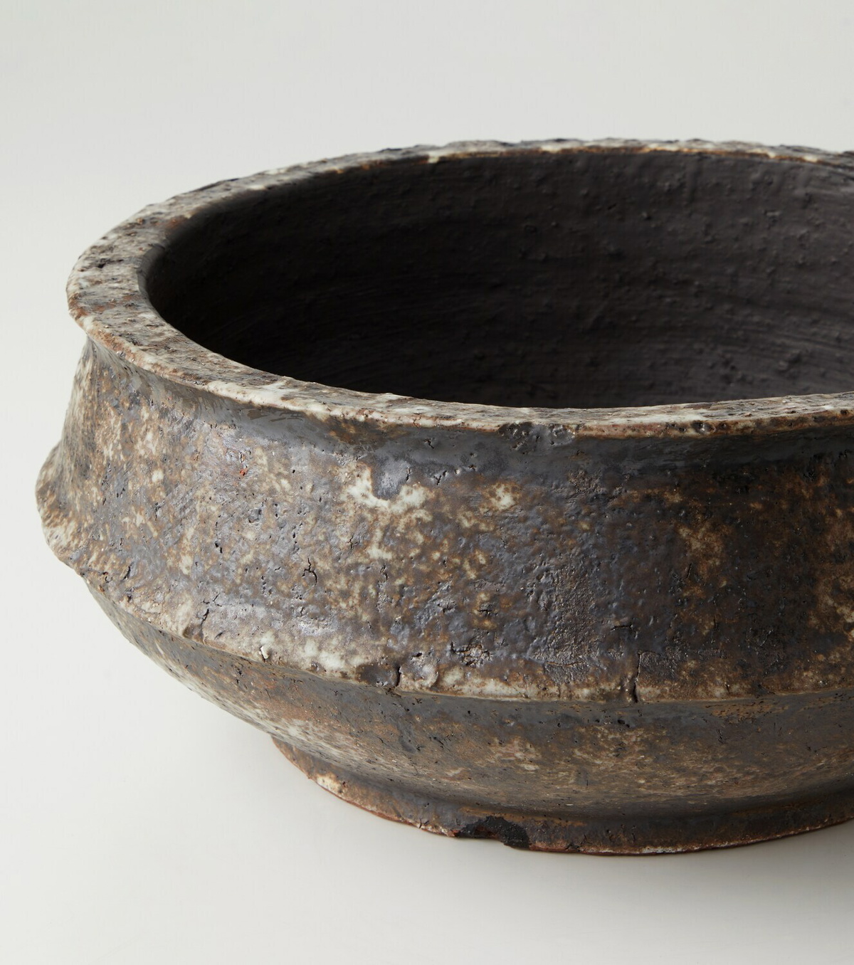 Serax Dune stonewear plant pot by Kelly Wearstler