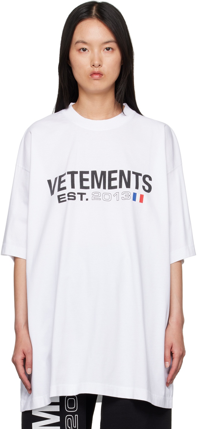 VETEMENTS White Flag T-Shirt Vetements