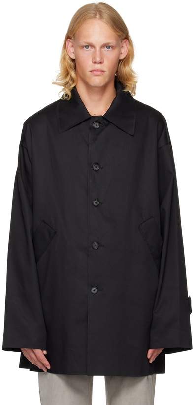 Photo: Camiel Fortgens Black Mackintosh Jacket