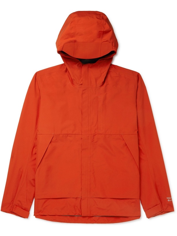 Photo: NORSE PROJECTS - Fyn GORE-TEX Hooded Jacket - Orange - XS