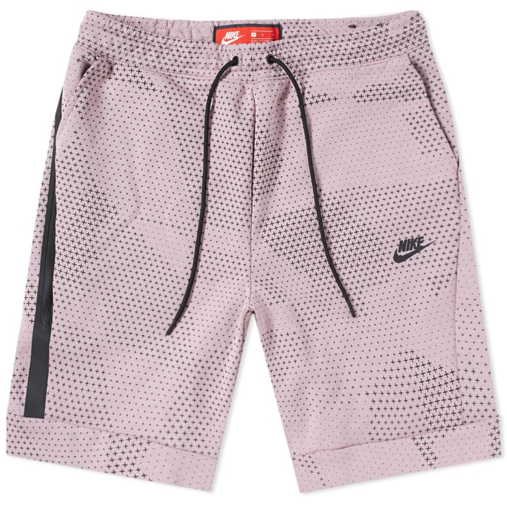 Photo: Nike Tech Fleece Short Pink