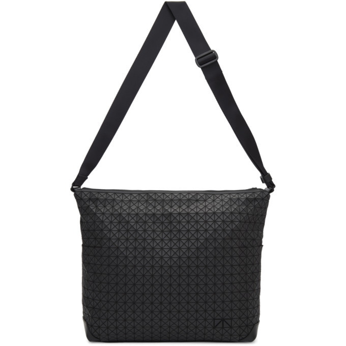 Photo: Bao Bao Issey Miyake Black Curve Messenger Bag