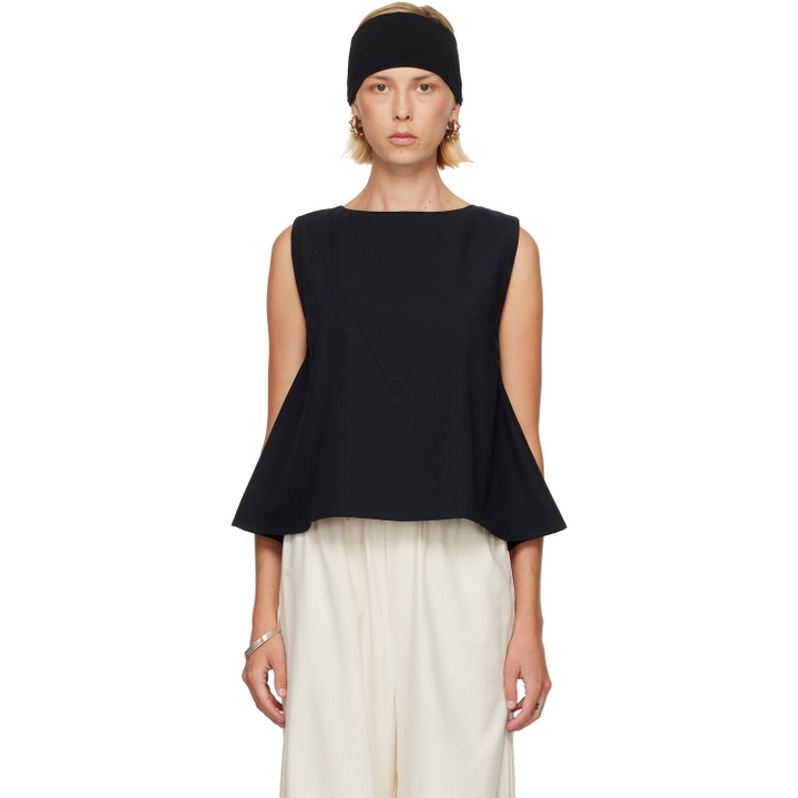 Photo: Baserange Black Tres Top