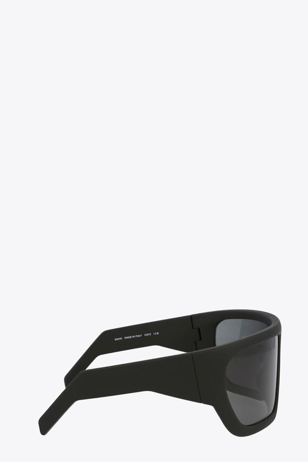 Rick Owens サングラス　Davis Davis Sunglasses in Pearl Temple/Black Lens – SVRN