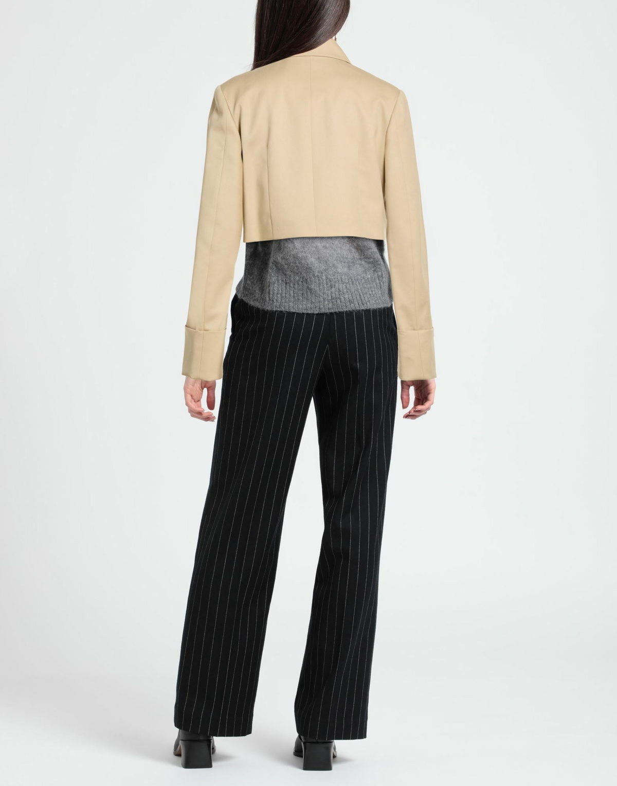 Low Classic Womens Jacket in Beige