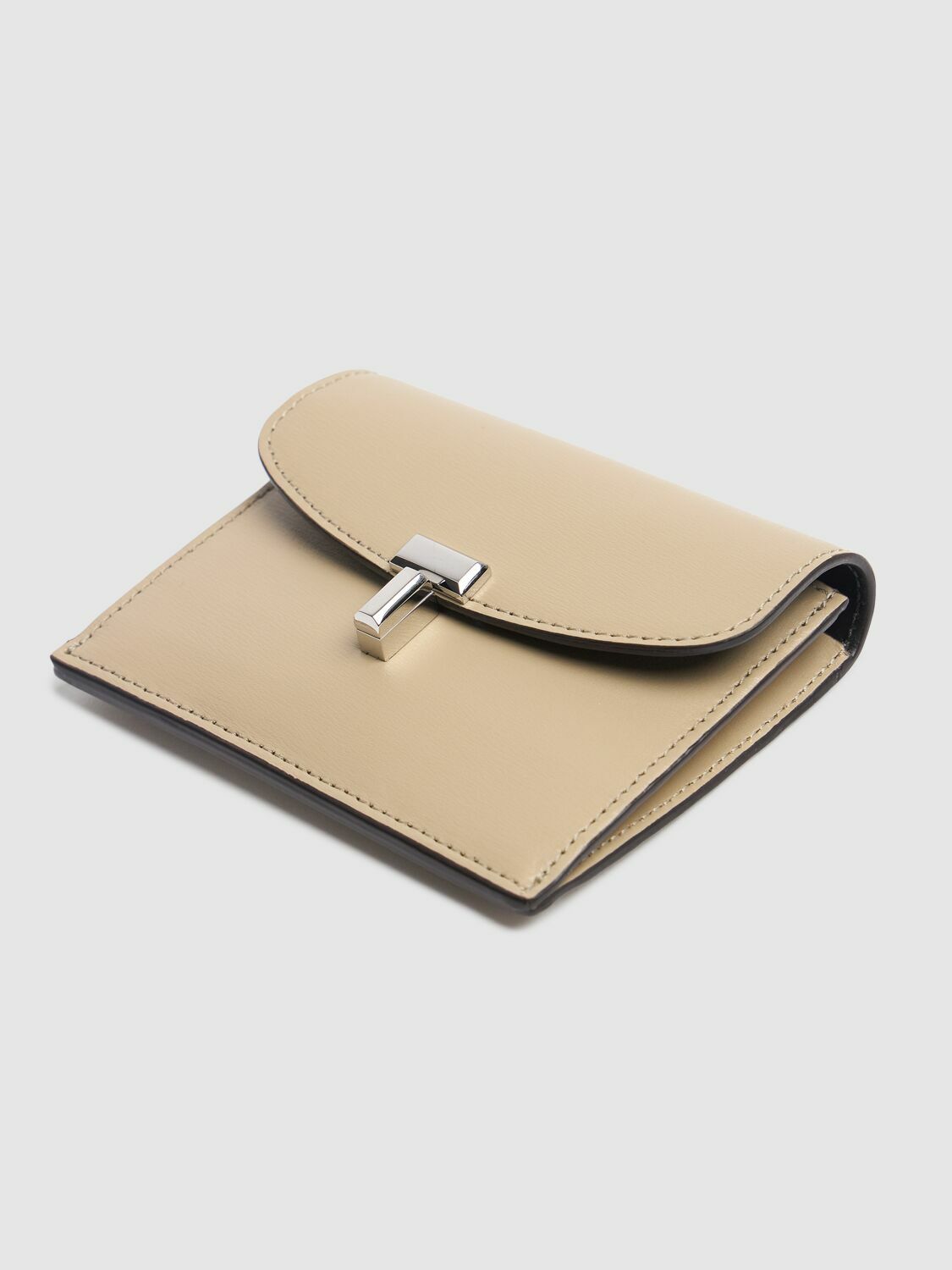 [Totem] T-Lock Card Holder - Light Beige / ☆送料込☆ TOTEME T-lock Palmellata Leather Cardholder Toteme