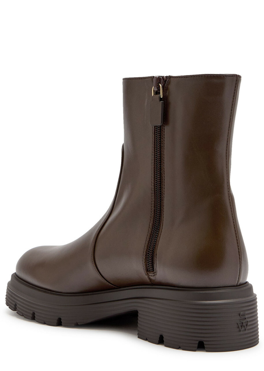 Stuart Weitzman Hudson Leather Chelsea Boots Brown