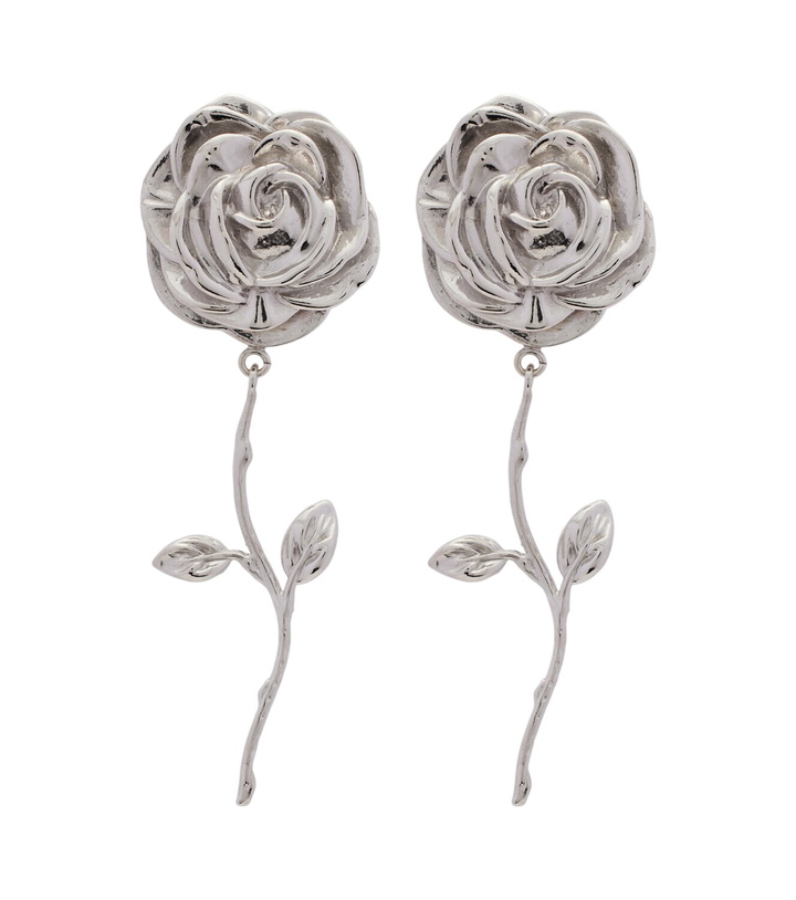 Photo: Magda Butrym Floral drop earrings