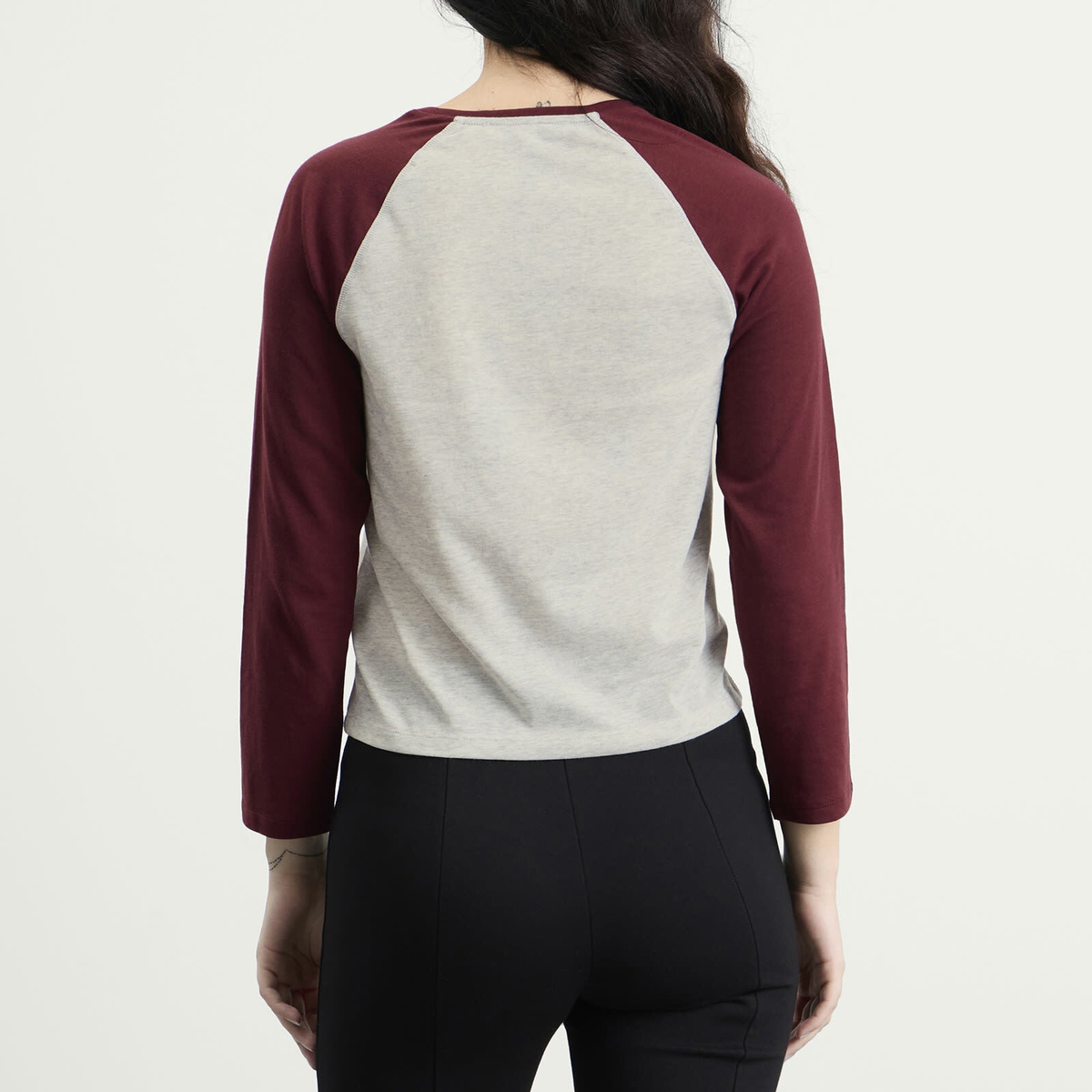 Good American Women's Raglan T-Shirt in Vintage Grey