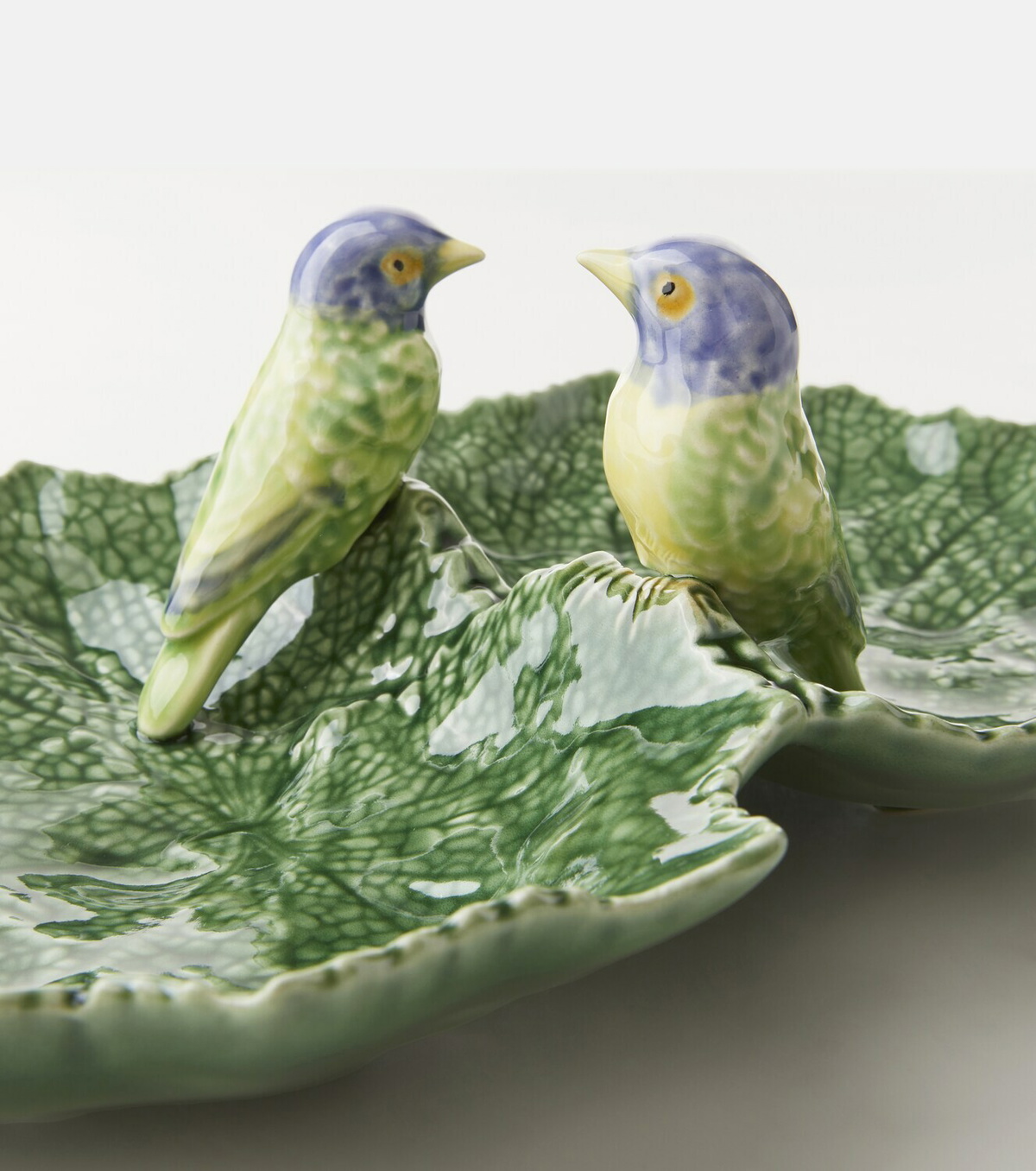 Bordallo Pinheiro Cinerária Double Leaf bowl
